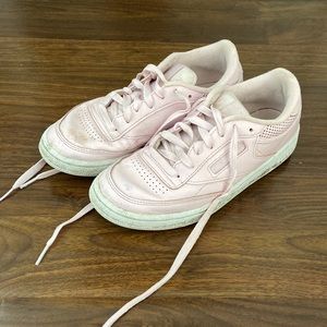 Reebok Club C 85 in Light Pink